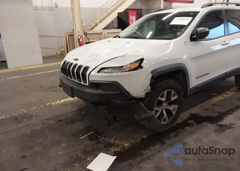 2014 Jeep Cherokee Trailhawk z USA, uszkodzony, nr VIN 1C4PJMBS9EW256059